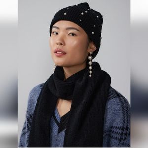 NEW New York and Company Pearl Embellished Kit Black Hat and Scarf Set
